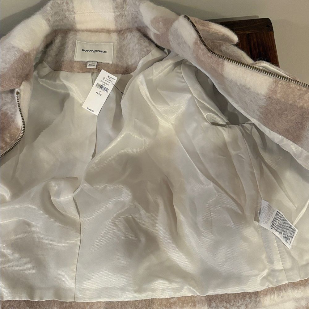 NWT BANANA REPUBLIC PLAID BOUCLE CROPPED JACKET SIZE S PETITE - Picture 8 of 12